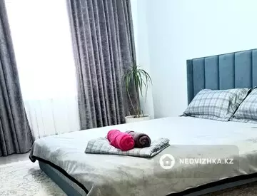 2-комнатная квартира, этаж 2 из 5, 54 м², посуточно