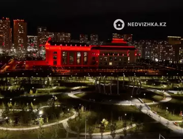 4-комнатная квартира, этаж 8 из 10, 176 м²