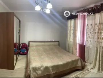 4-комнатная квартира, этаж 9 из 10, 145 м²