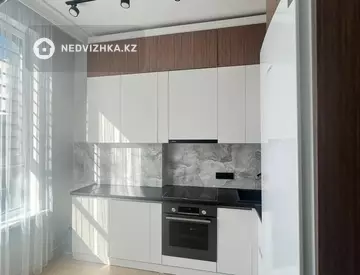 3-комнатная квартира, этаж 8 из 18, 89 м²