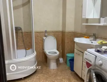 3-комнатная квартира, этаж 4 из 6, 130 м²