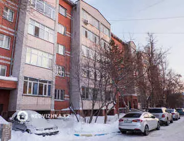 3-комнатная квартира, этаж 2 из 5, 100 м²