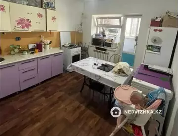 2-комнатная квартира, этаж 1 из 3, 60 м², на длительный срок