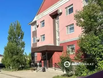 2-комнатная квартира, этаж 1 из 3, 60 м², на длительный срок
