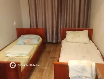 2-комнатная квартира, этаж 1 из 5, 50 м², посуточно