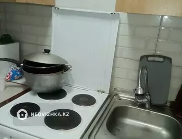 2-комнатная квартира, этаж 1 из 5, 50 м², посуточно