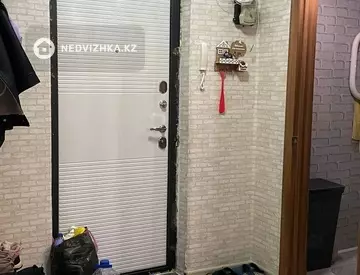 1-комнатная квартира, этаж 9 из 10, 38 м²