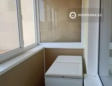 2-комнатная квартира, этаж 3 из 9, 65 м²