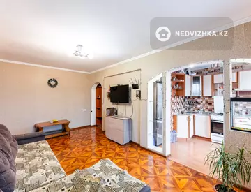 2-комнатная квартира, этаж 4 из 5, 44 м²