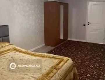 3-комнатная квартира, этаж 3 из 12, 82 м²