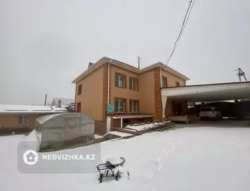 7-комнатный дом, 25 соток, 413 м²