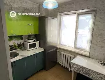 1-комнатная квартира, этаж 2 из 5, 33 м²