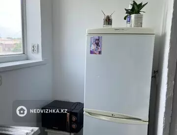 1-комнатная квартира, этаж 4 из 5, 28 м²