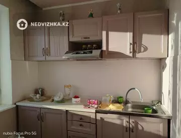 2-комнатная квартира, этаж 4 из 5, 45 м²