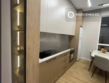 3-комнатная квартира, этаж 4 из 18, 69 м²