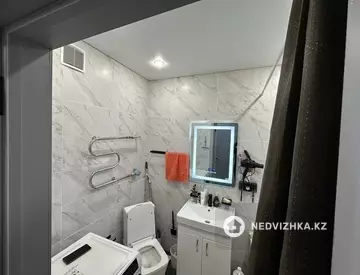 2-комнатная квартира, этаж 3 из 14, 54 м²