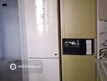 3-комнатная квартира, этаж 7 из 10, 79 м²