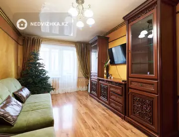 3-комнатная квартира, этаж 4 из 5, 59 м²