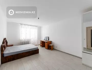 1-комнатная квартира, этаж 3 из 5, 40 м²