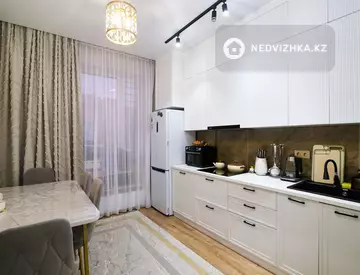 2-комнатная квартира, этаж 12 из 12, 55 м²