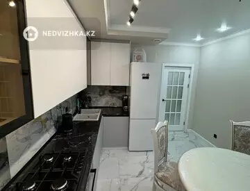 2-комнатная квартира, этаж 3 из 9, 67 м²
