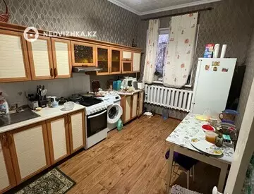 4-комнатный дом, 10 соток, 200 м²