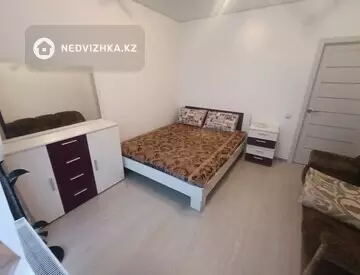 3-комнатная квартира, этаж 7 из 9, 64 м², на длительный срок