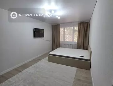 1-комнатная квартира, этаж 1 из 5, 33 м²