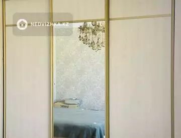 7-комнатный дом, 8 соток, 500 м², на длительный срок