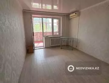 3-комнатная квартира, этаж 3 из 5, 70 м²