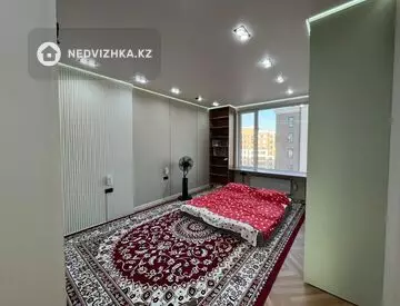 4-комнатная квартира, этаж 10 из 16, 138 м²