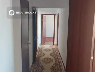 2-комнатная квартира, этаж 5 из 5, 67 м², на длительный срок