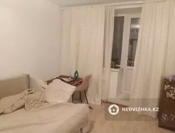 3-комнатная квартира, этаж 8 из 9, 70 м²