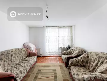 1-комнатная квартира, этаж 3 из 5, 37 м²