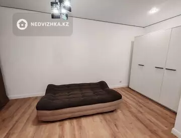 1-комнатная квартира, этаж 5 из 5, 48 м², на длительный срок