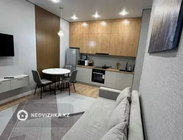 2-комнатная квартира, этаж 13 из 16, 45 м², посуточно