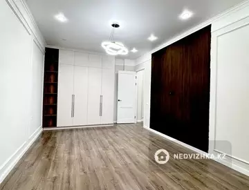 3-комнатная квартира, этаж 2 из 12, 68 м²