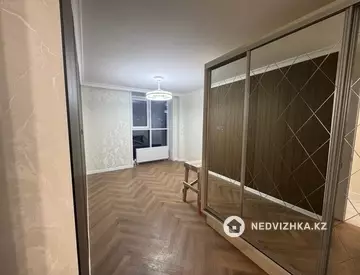 1-комнатная квартира, этаж 7 из 16, 38 м²