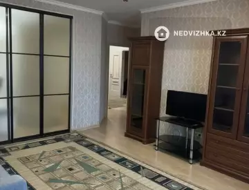 2-комнатная квартира, этаж 5 из 17, 72 м²