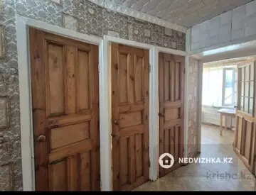 1-комнатная квартира, этаж 4 из 5, 34 м²