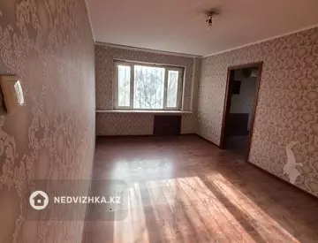 3-комнатная квартира, этаж 2 из 5, 60 м²