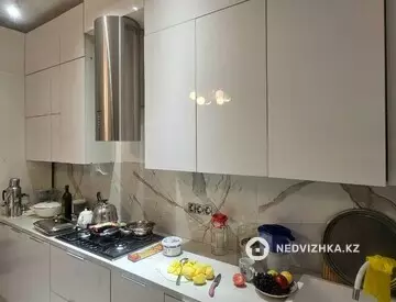 6-комнатный дом, 12 соток, 250 м²