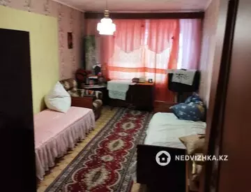2-комнатная квартира, этаж 2 из 2, 47 м²