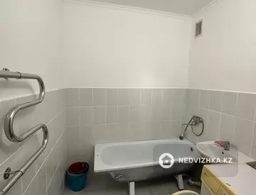 3-комнатная квартира, этаж 8 из 12, 75 м²