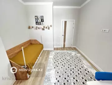 3-комнатная квартира, этаж 9 из 9, 63 м²