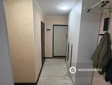 1-комнатная квартира, этаж 13 из 15, 49 м²