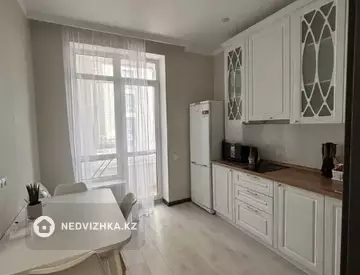 1-комнатная квартира, этаж 3 из 9, 37 м²