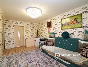 3-комнатная квартира, этаж 3 из 5, 61 м²