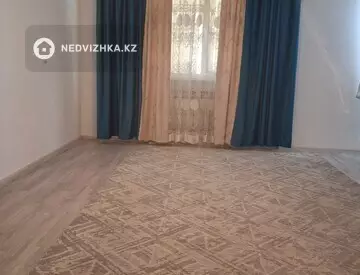 2-комнатная квартира, этаж 4 из 5, 3 м², на длительный срок