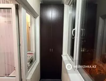 3-комнатная квартира, этаж 4 из 4, 64 м²